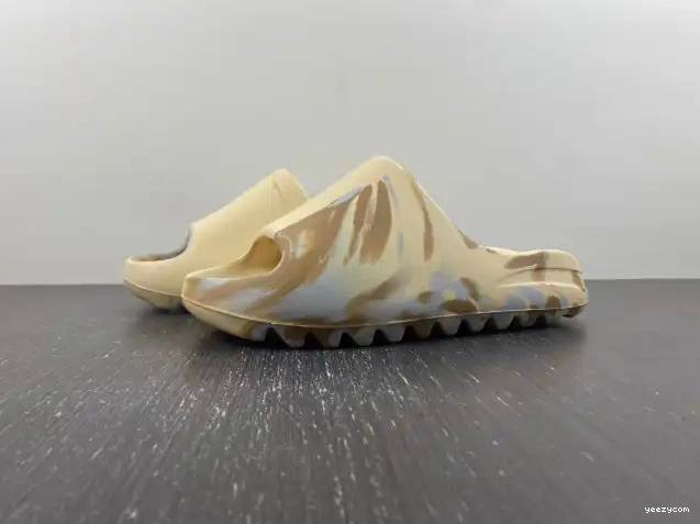 Adidas Yeezy GW1932 Slide 0531